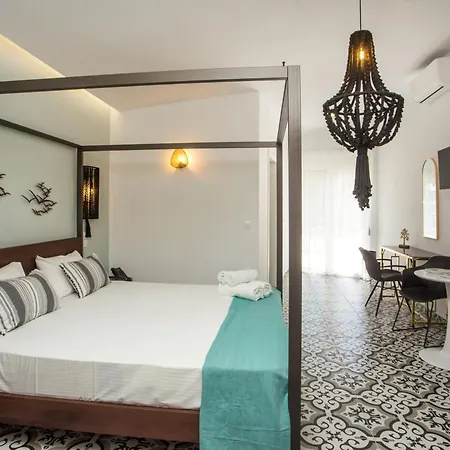 Marini Seaside Ξενοδοχείο με διαμερίσματα Φαληράκι