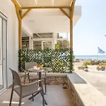 Marini Seaside Aparthotel 4*