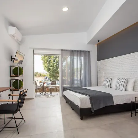 Marini Seaside 4* فاليراكي