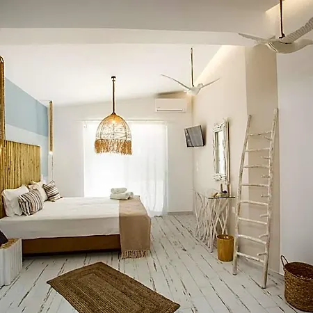 Marini Seaside 4*