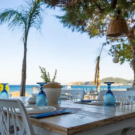 Marini Seaside شقة فندقية 4*