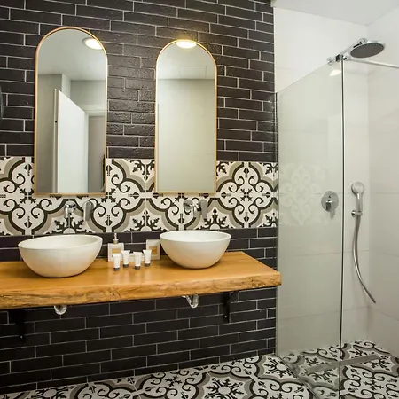 Marini Seaside פליראקי