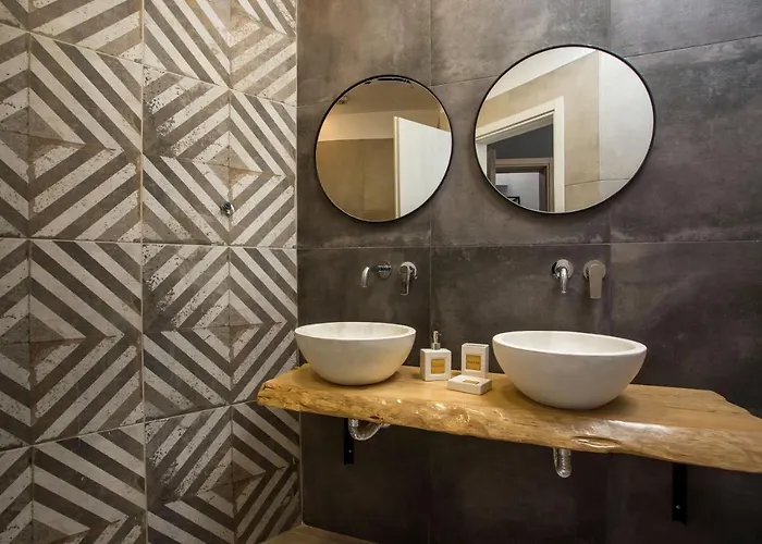 Marini Seaside ファリラキ